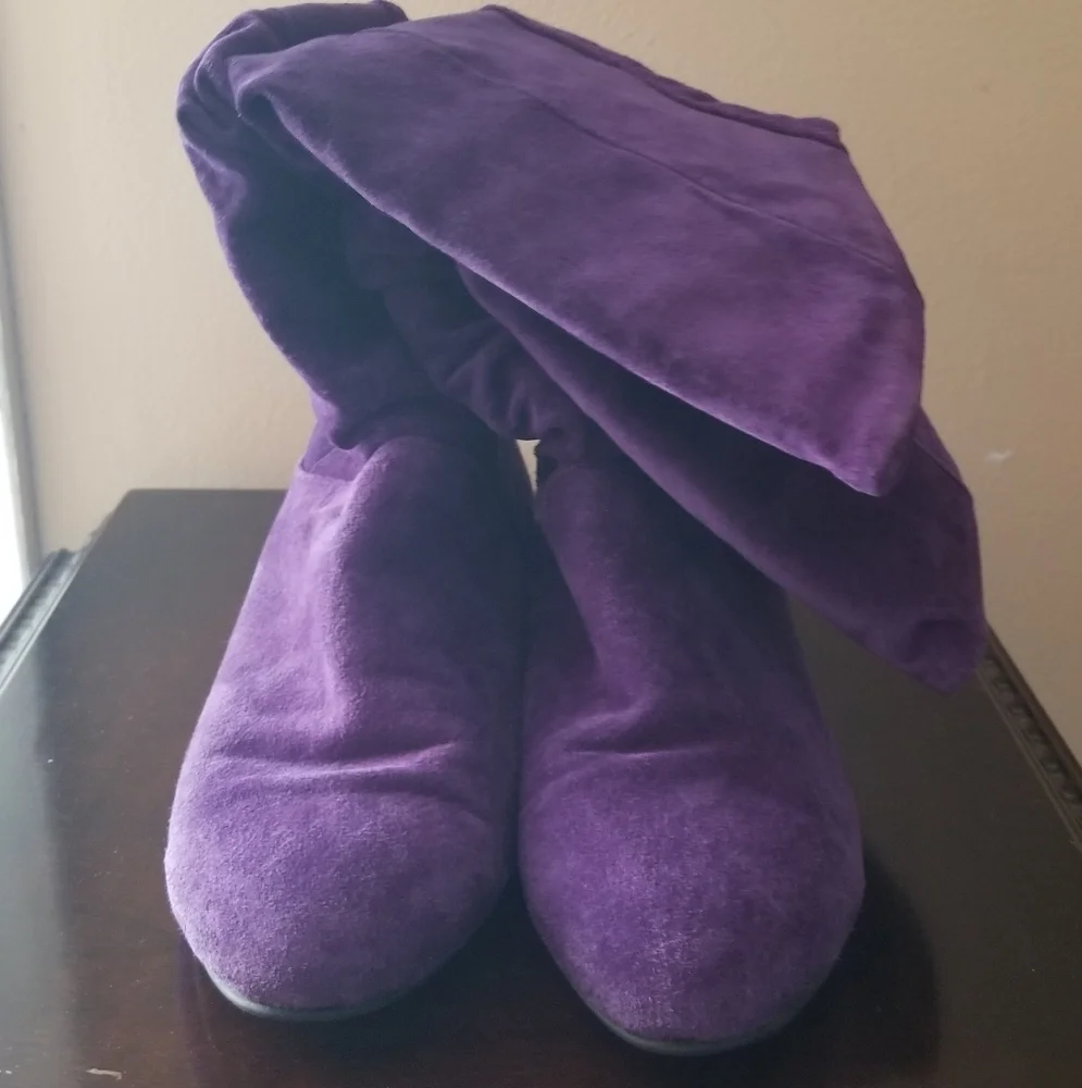 Purple Women's Flat Boots - Picture 11 of 11
